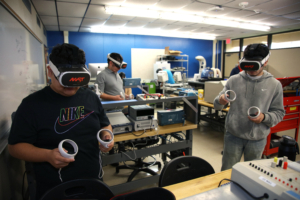 2R7A3619 300x200 - Virtual reality takes TSTC Biomedical Equipment Technology students’ training to new dimension