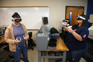 2R7A3623 300x200 - Virtual reality takes TSTC Biomedical Equipment Technology students’ training to new dimension