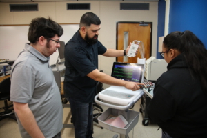 2R7A6031 300x200 - Biomedical Equipment Technology alum returns to teach at TSTC