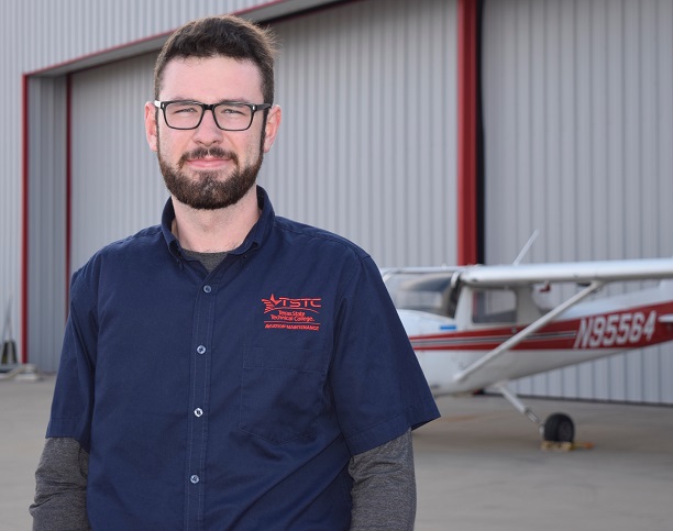 TSTC Aviation Maintenance student receives local scholarship - TSTC