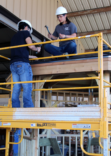 TSTC students build their way to success TSTC BCT Gazebo JaquelineVidal 72dpi - TSTC students build their way to success