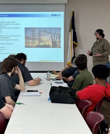 TSTC Automation and Controls Technology students listen to a presentation by North American Substation Services (NASS) during a recent employer spotlight. (Photo courtesy of TSTC.)