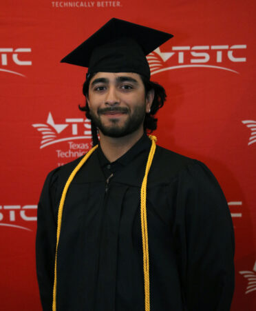 Recent TSTC Drafting and Design graduate Guehovany Hernandez now works for Bechtel in Brownsville.