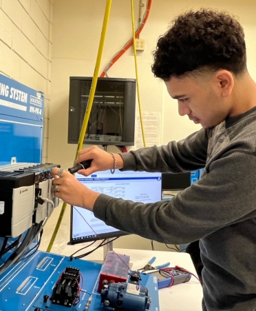 Harlingen dual credit Rio Hondo High School Mechatronics Technology